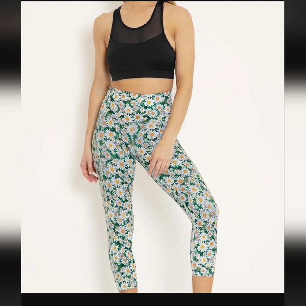 Daisy Chain High Waisted battle pants capris from Blackmilk